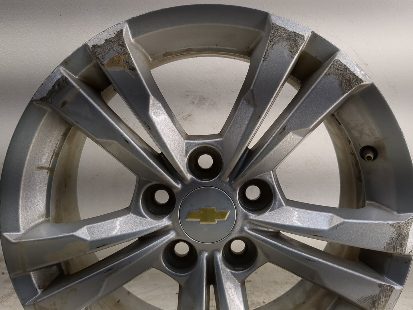 2010-2017 Chevrolet Equinox Oem Wheel Rim 1183889 - Oemusedautoparts1.com