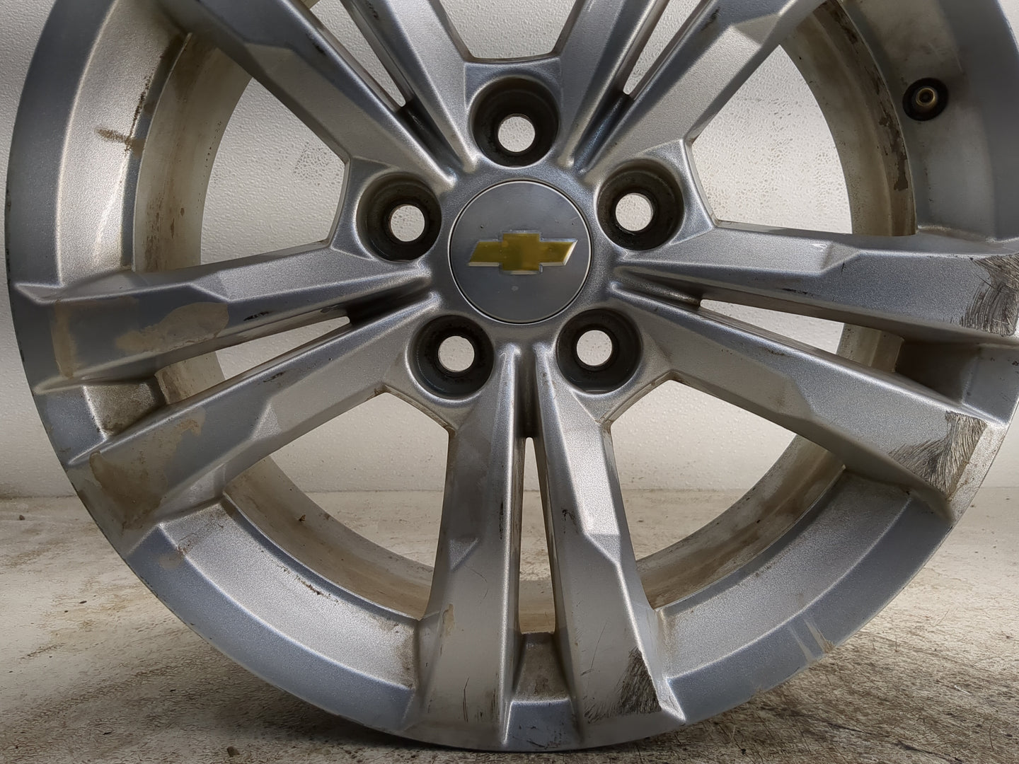 2010-2017 Chevrolet Equinox Oem Wheel Rim 1183889 - Oemusedautoparts1.com