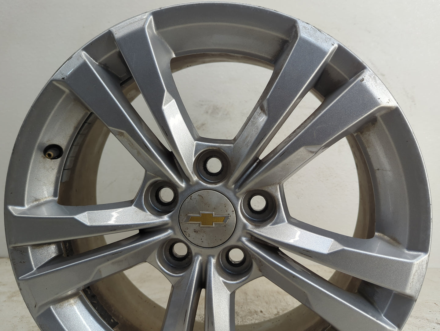 2014-2014 Chevrolet Equinox Oem Wheel Rim - Oemusedautoparts1.com