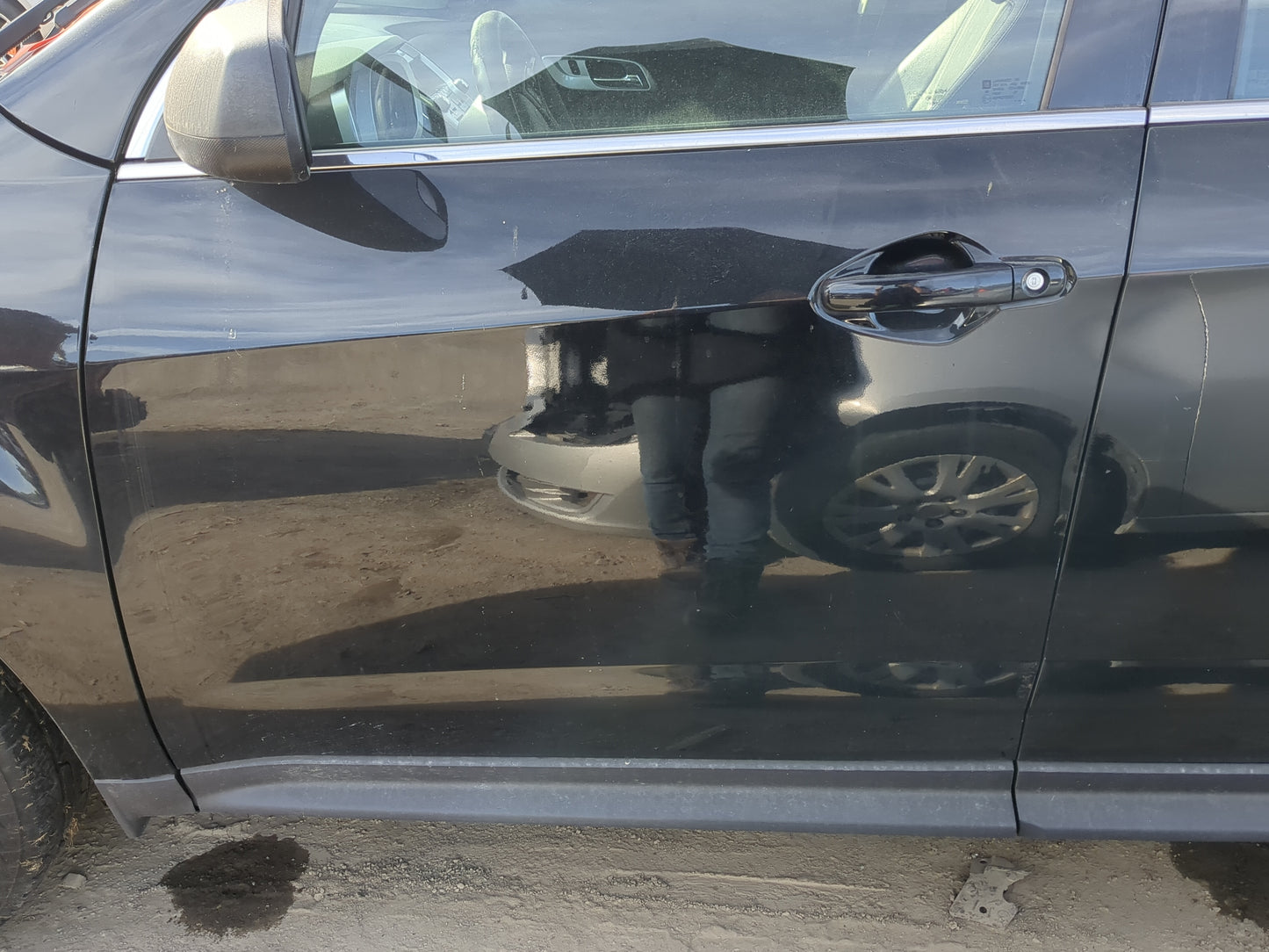 2012-2017 Chevrolet Equinox Driver Front Door Oem - Oemusedautoparts1.com