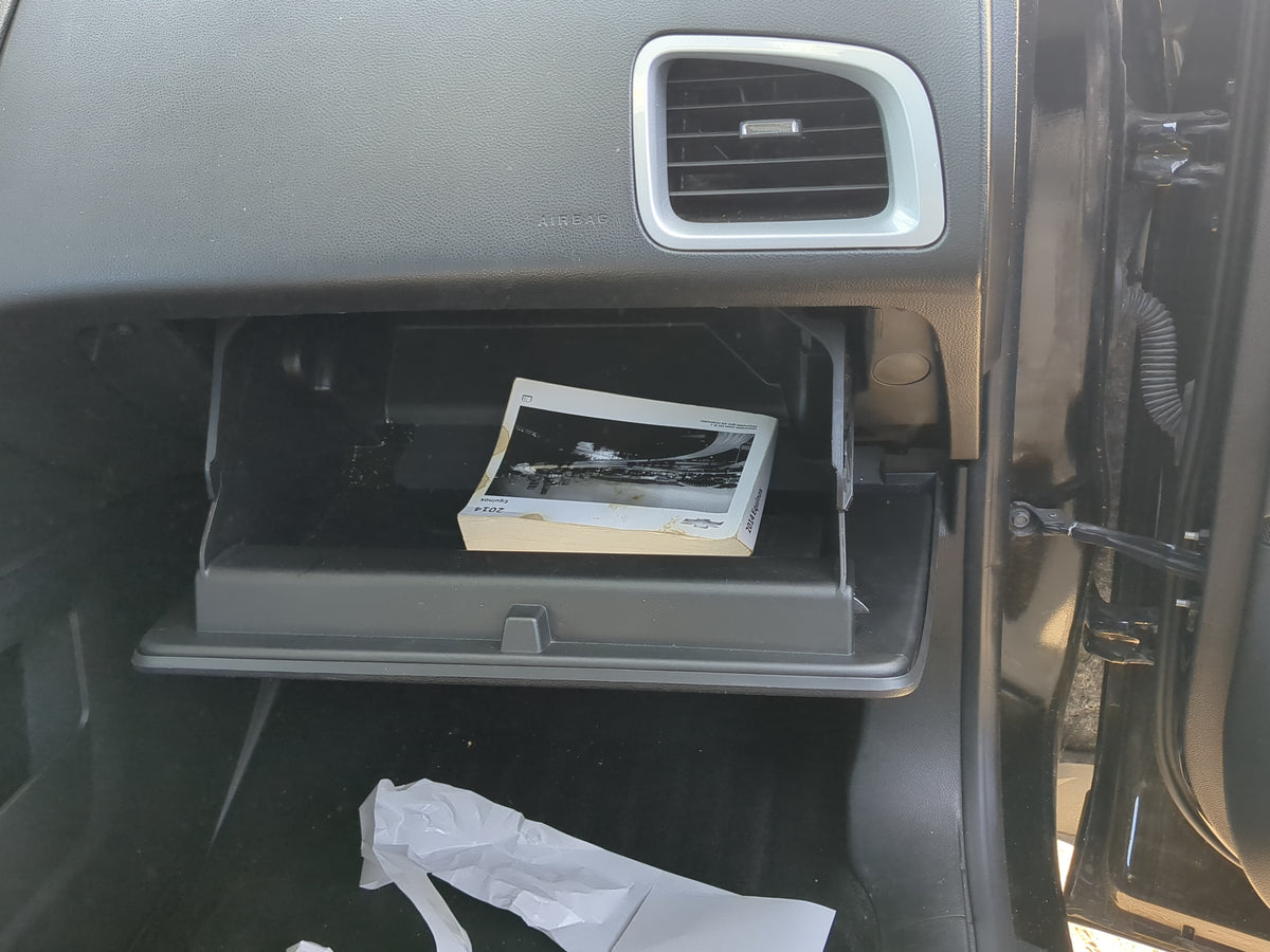 2014 Chevrolet Equinox Passenger Glove Box Door Storage Compartment 1184234 - Oemusedautoparts1.com