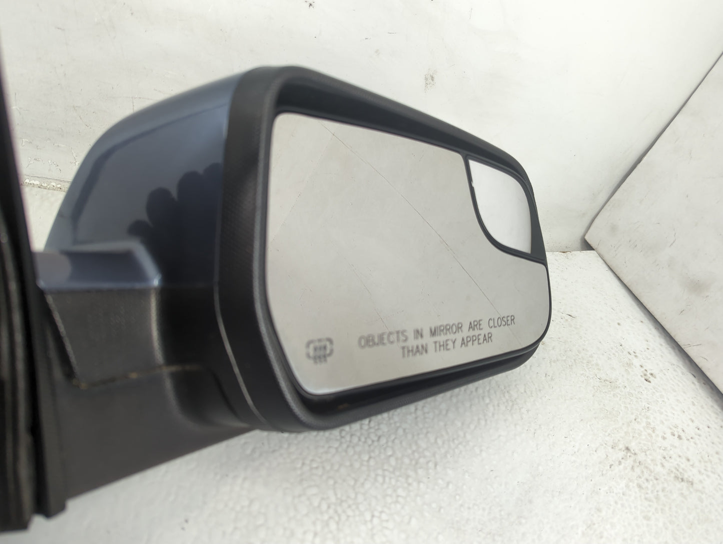 2011-2014 Chevrolet Equinox Passenger Side View Mirror - Right Door Mirror OEM Used - Oemusedautoparts1.com