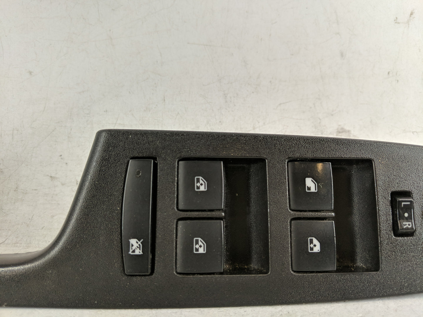 2010-2017 Chevrolet Equinox Master Power Window Switch Replacement Driver Side Left P/N:20917599 Fits OEM Used Auto Parts - 