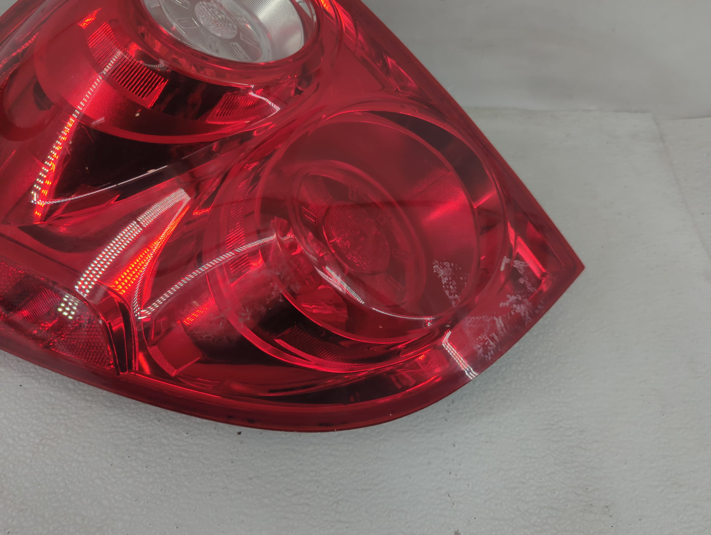 2010-2015 Chevrolet Equinox Tail Light Assembly Driver Left OEM Fits Fits 2010 2011 2012 2013 2014 2015 OEM Used Auto Parts 