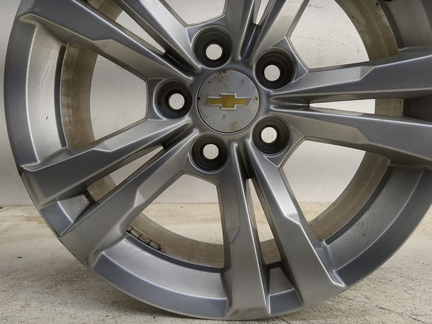 2010-2017 Chevrolet Equinox Oem Wheel Rim 1215496 - Oemusedautoparts1.com