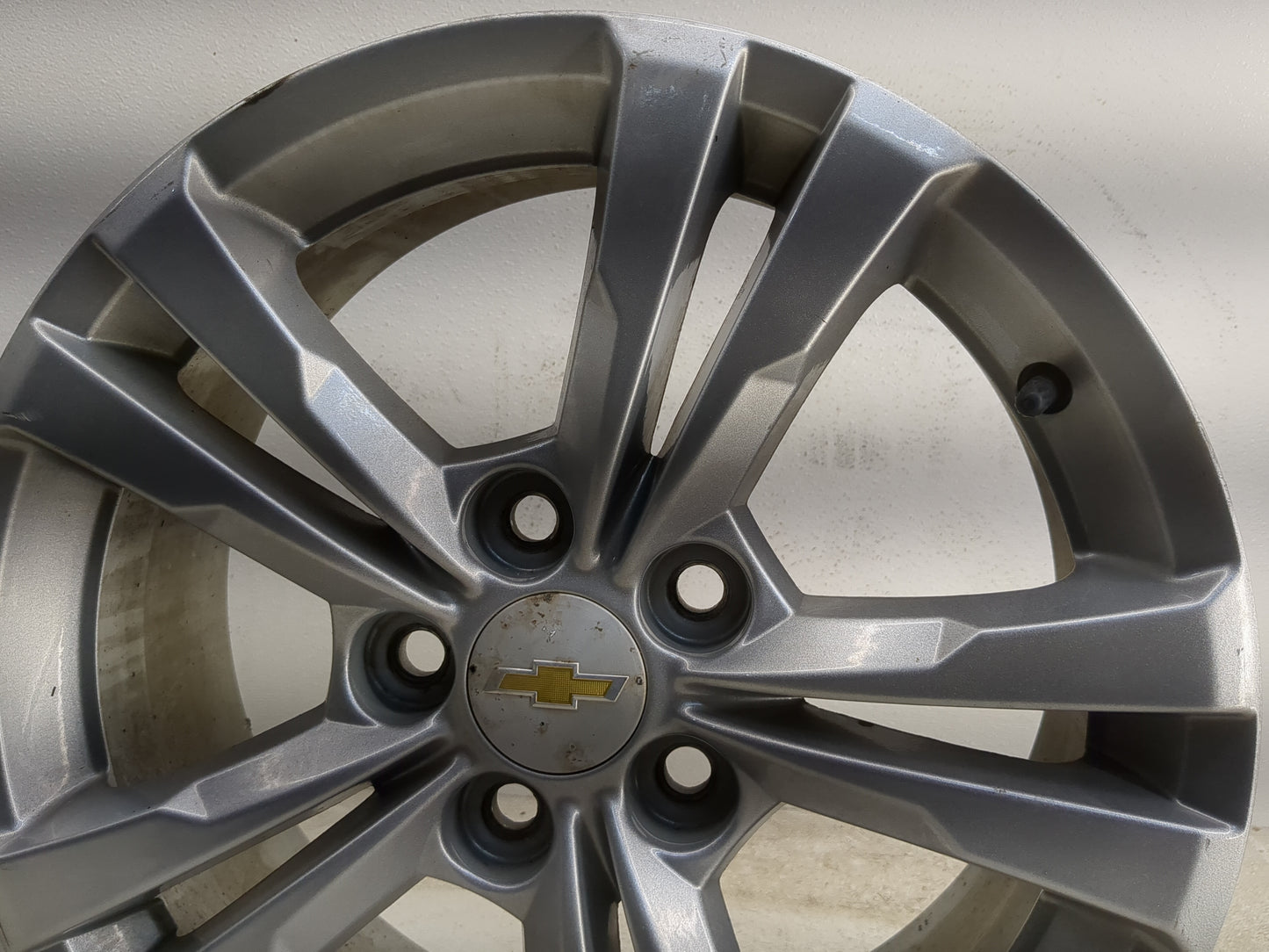2010-2017 Chevrolet Equinox Oem Wheel Rim 1215496 - Oemusedautoparts1.com