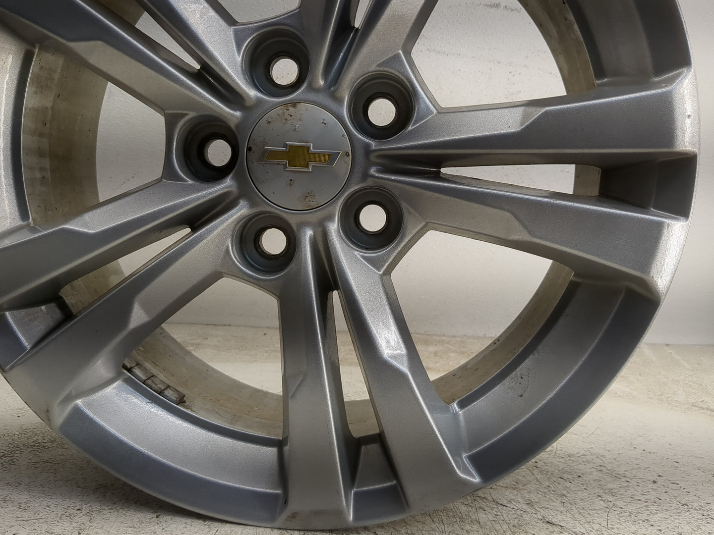 2010-2017 Chevrolet Equinox Oem Wheel Rim 1215496 - Oemusedautoparts1.com