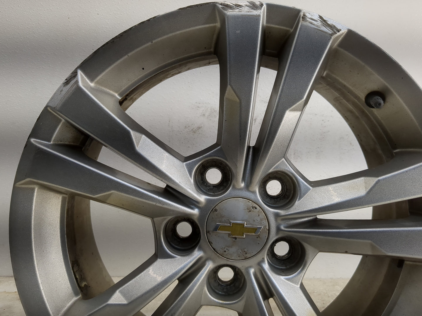 2010-2017 Chevrolet Equinox Oem Wheel Rim 1215497 - Oemusedautoparts1.com