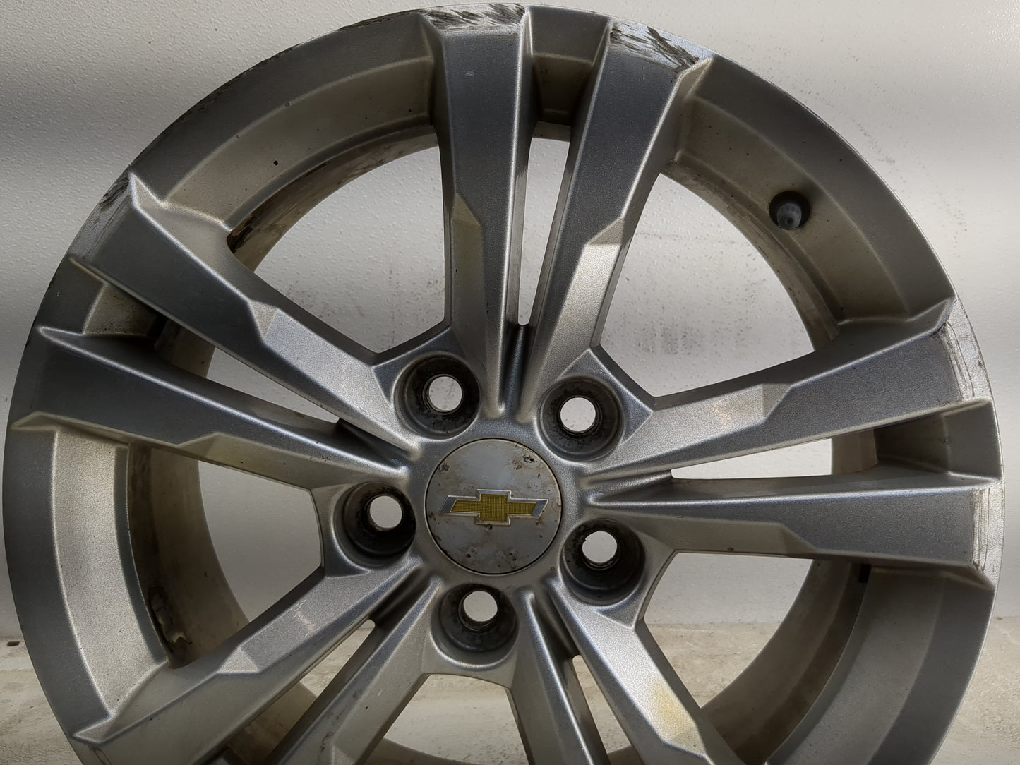 2010-2017 Chevrolet Equinox Oem Wheel Rim 1215497 - Oemusedautoparts1.com