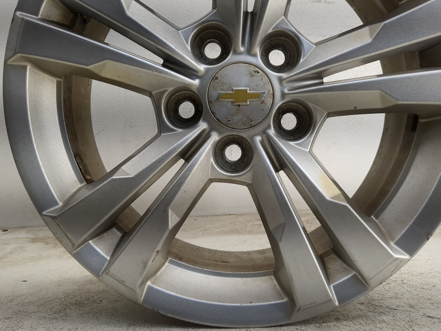 2010-2017 Chevrolet Equinox Oem Wheel Rim 1215497 - Oemusedautoparts1.com
