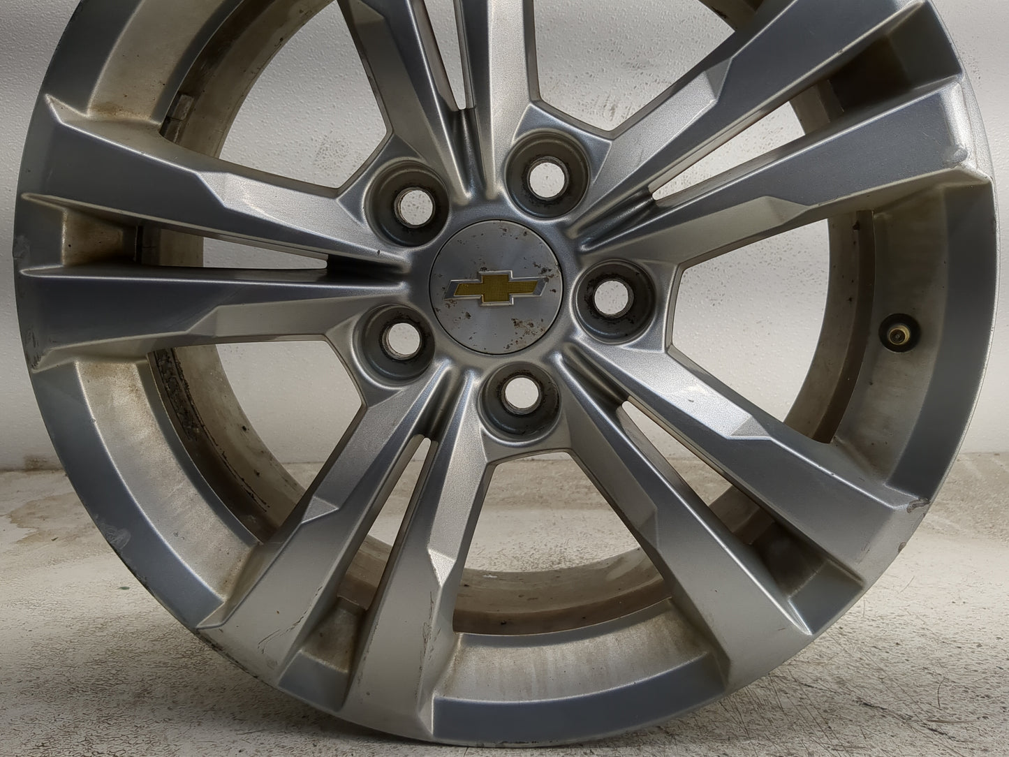 2010-2017 Chevrolet Equinox Oem Wheel Rim 1215499 - Oemusedautoparts1.com