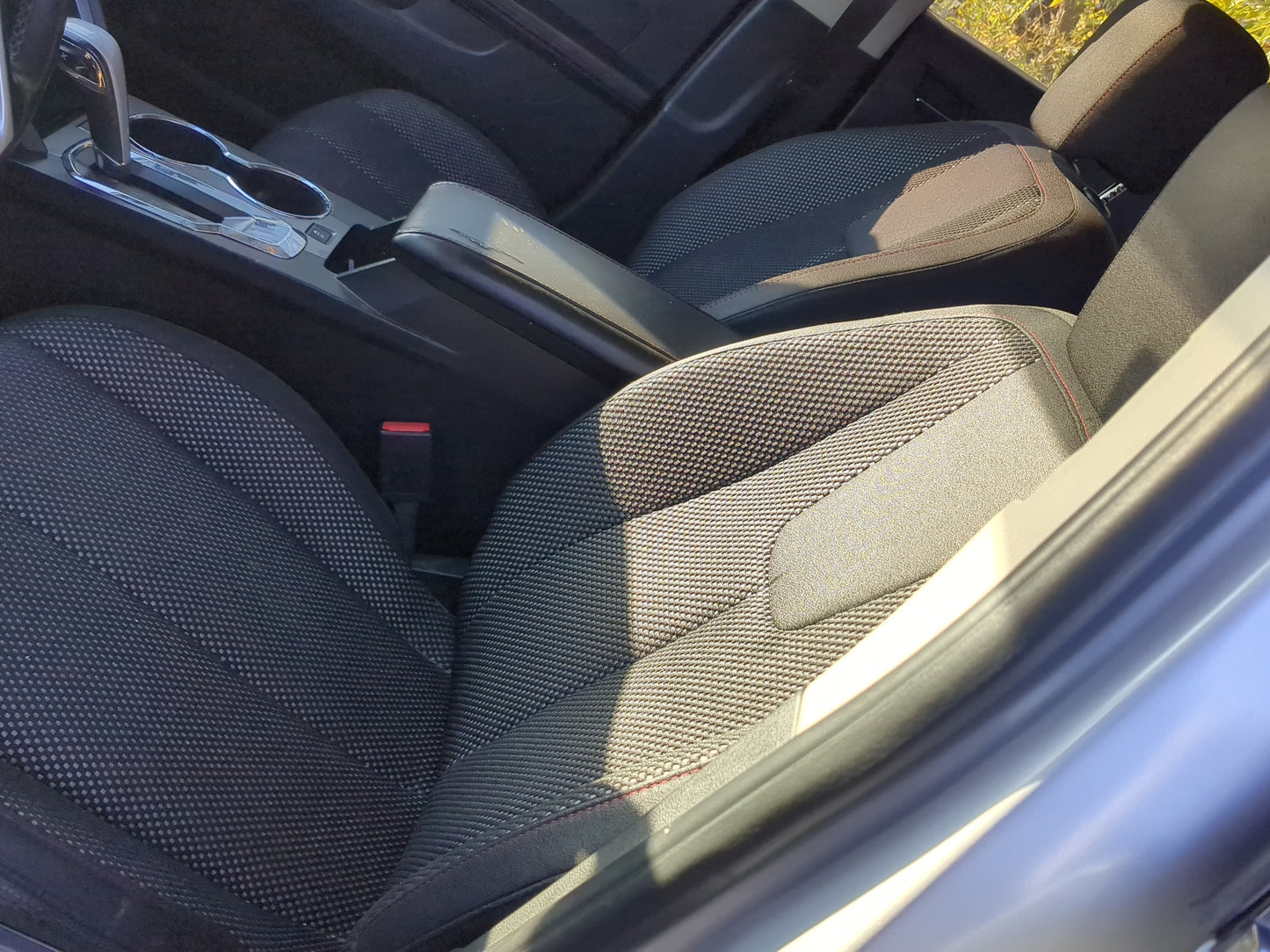 2014-2017 Chevrolet Equinox Driver Front Seat Oem 1216403 - Oemusedautoparts1.com