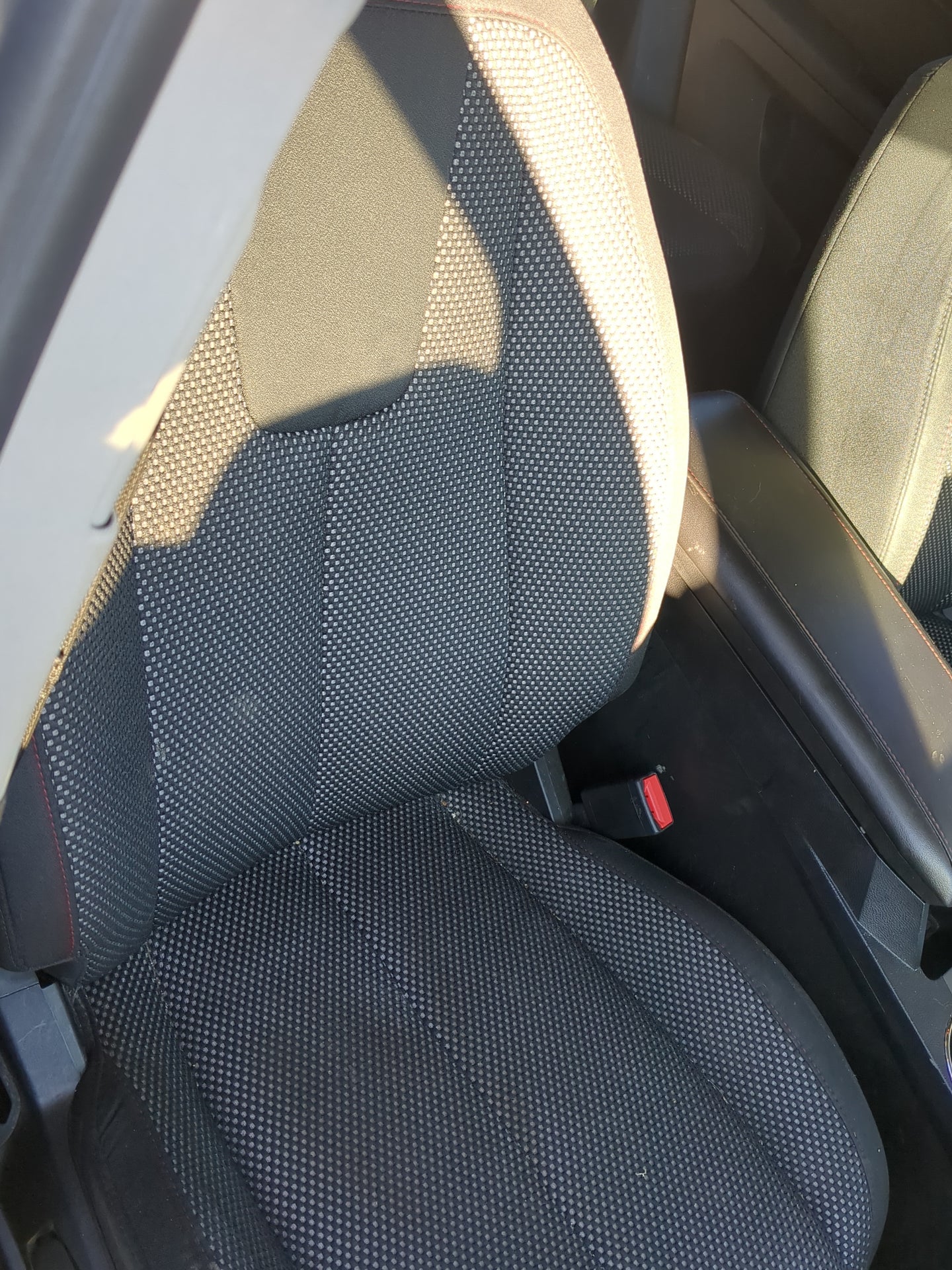 2014-2017 Chevrolet Equinox Passenger Front Seat Oem - Oemusedautoparts1.com