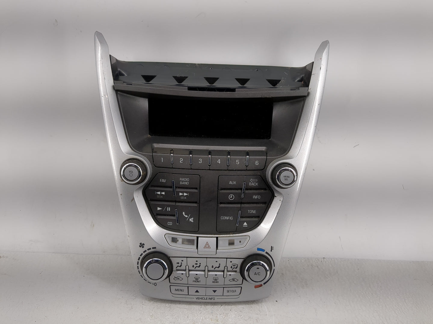 2012-2015 Chevrolet Equinox Radio Control Panel - Oemusedautoparts1.com