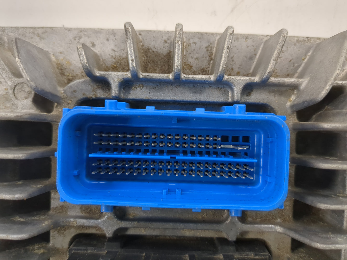 2013-2016 Chevrolet Equinox PCM Engine Control Computer ECU ECM PCU OEM P/N:12651807 Fits Fits 2013 2014 2015 2016 OEM Used 
