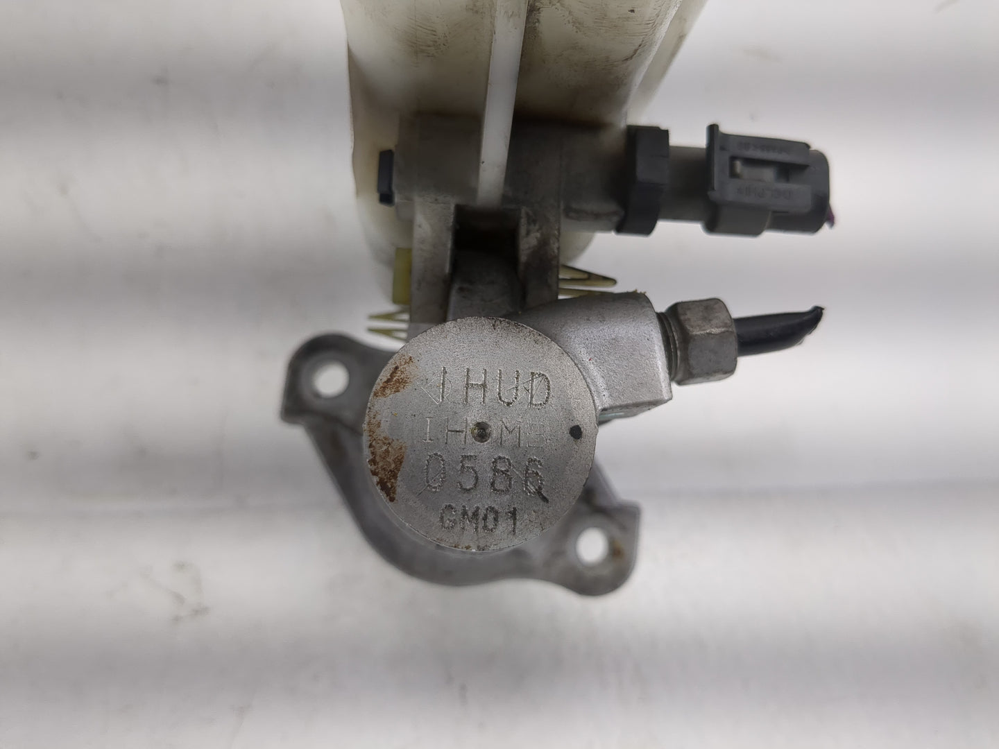 2011-2017 Chevrolet Equinox Brake Master Cylinder - Oemusedautoparts1.com
