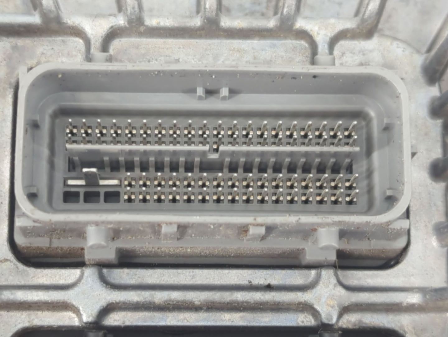 2013-2016 Chevrolet Equinox PCM Engine Control Computer ECU ECM PCU OEM P/N:12666658 Fits Fits 2013 2014 2015 2016 OEM Used 
