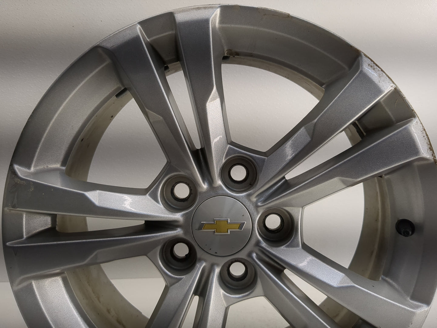 2010-2017 Chevrolet Equinox Oem Wheel Rim - Oemusedautoparts1.com