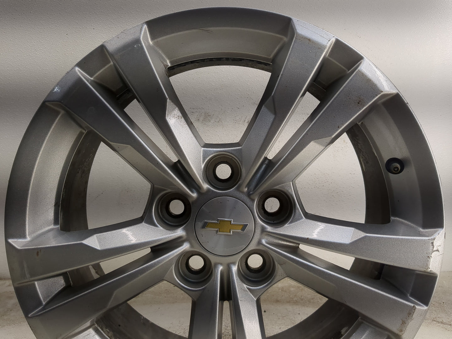 2010-2017 Chevrolet Equinox Oem Wheel Rim 1220917 - Oemusedautoparts1.com