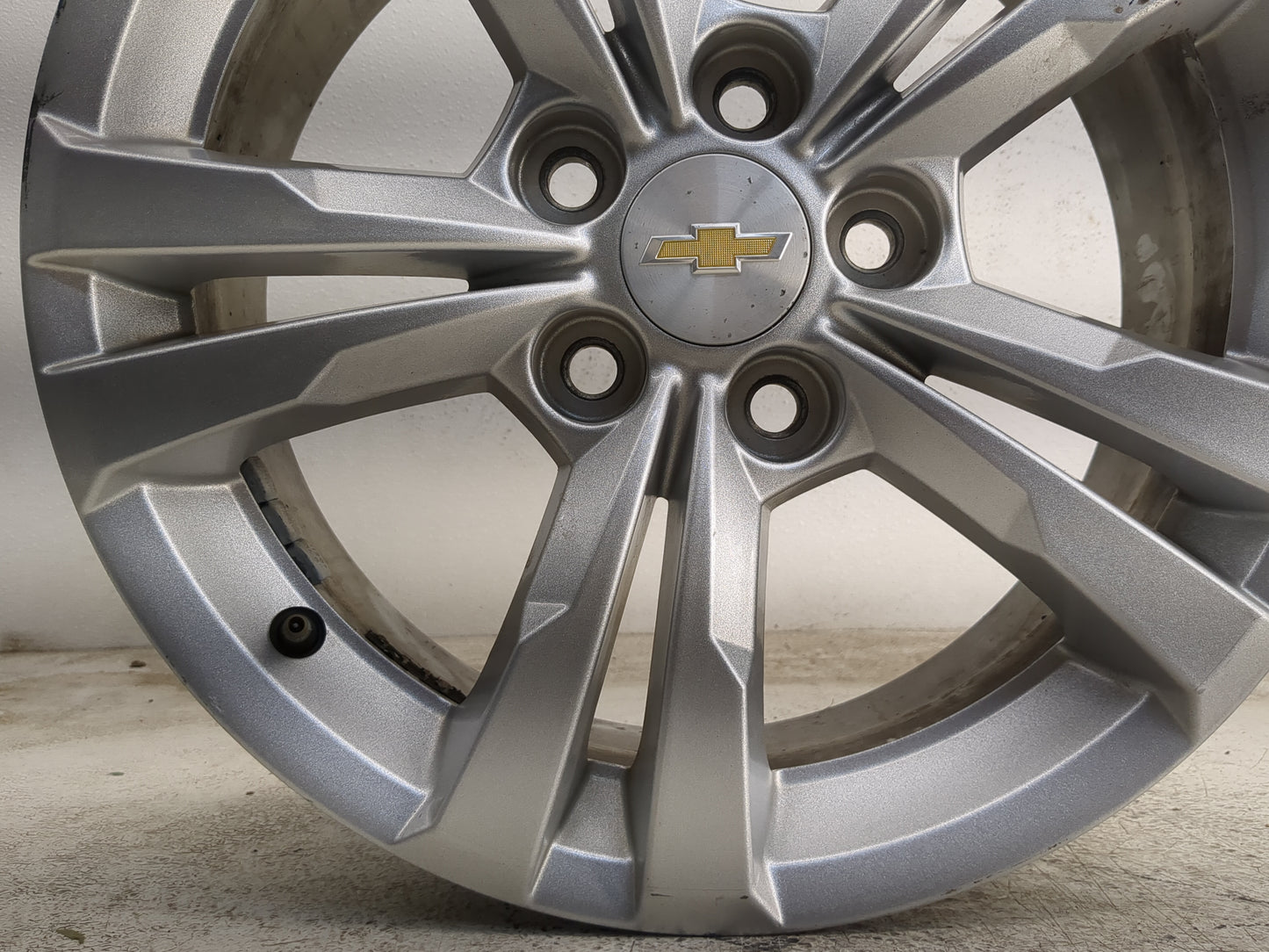 2010-2017 Chevrolet Equinox Oem Wheel Rim 1220918 - Oemusedautoparts1.com