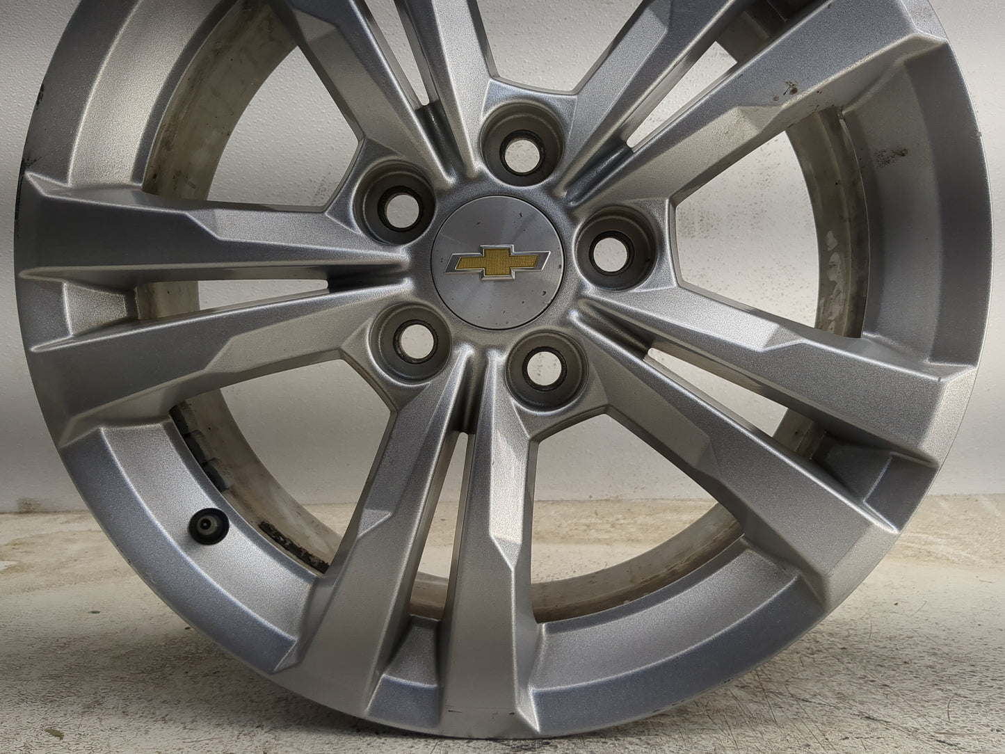 2010-2017 Chevrolet Equinox Oem Wheel Rim 1220918 - Oemusedautoparts1.com