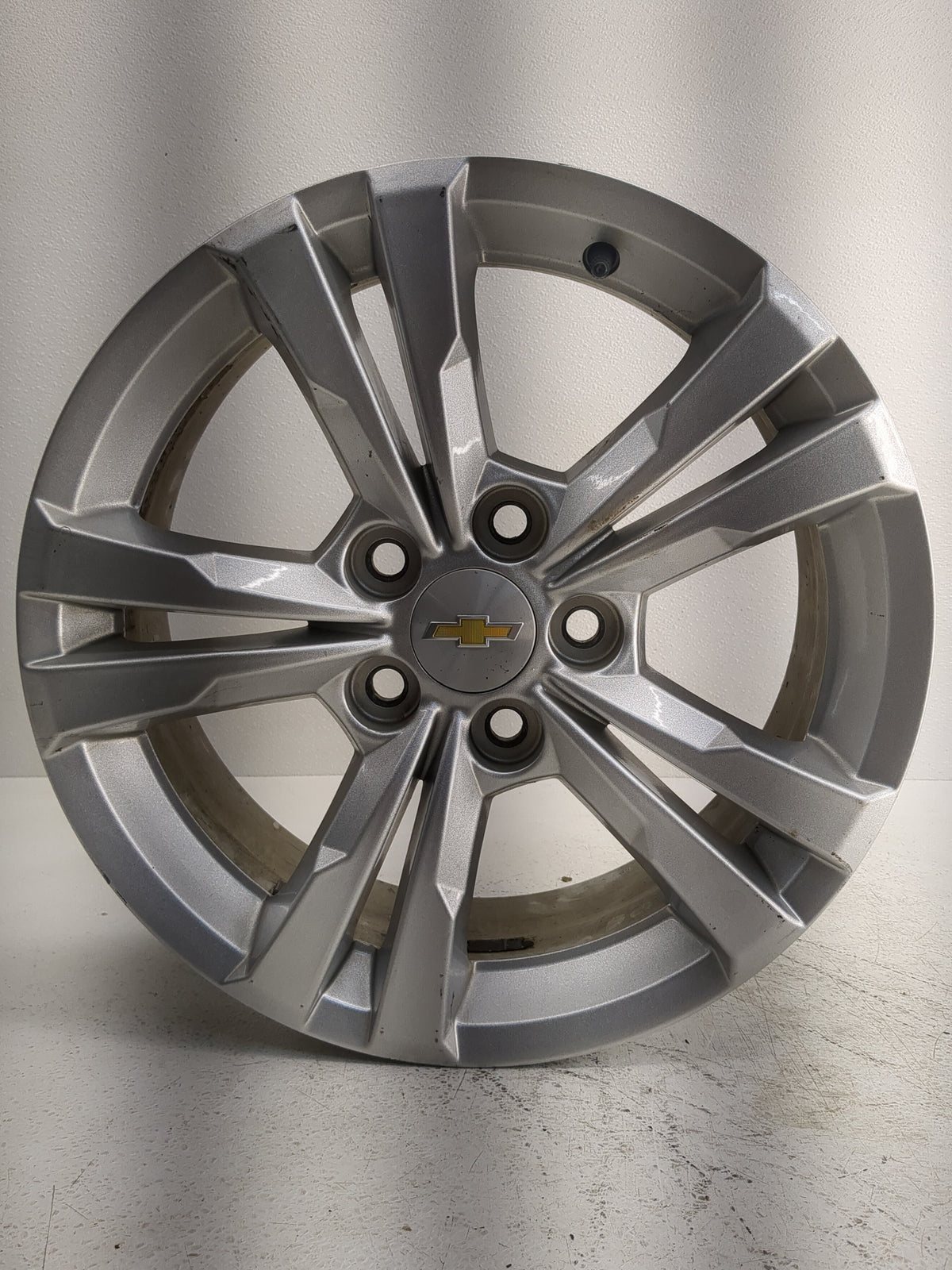 2010-2017 Chevrolet Equinox Oem Wheel Rim 1220920 - Oemusedautoparts1.com
