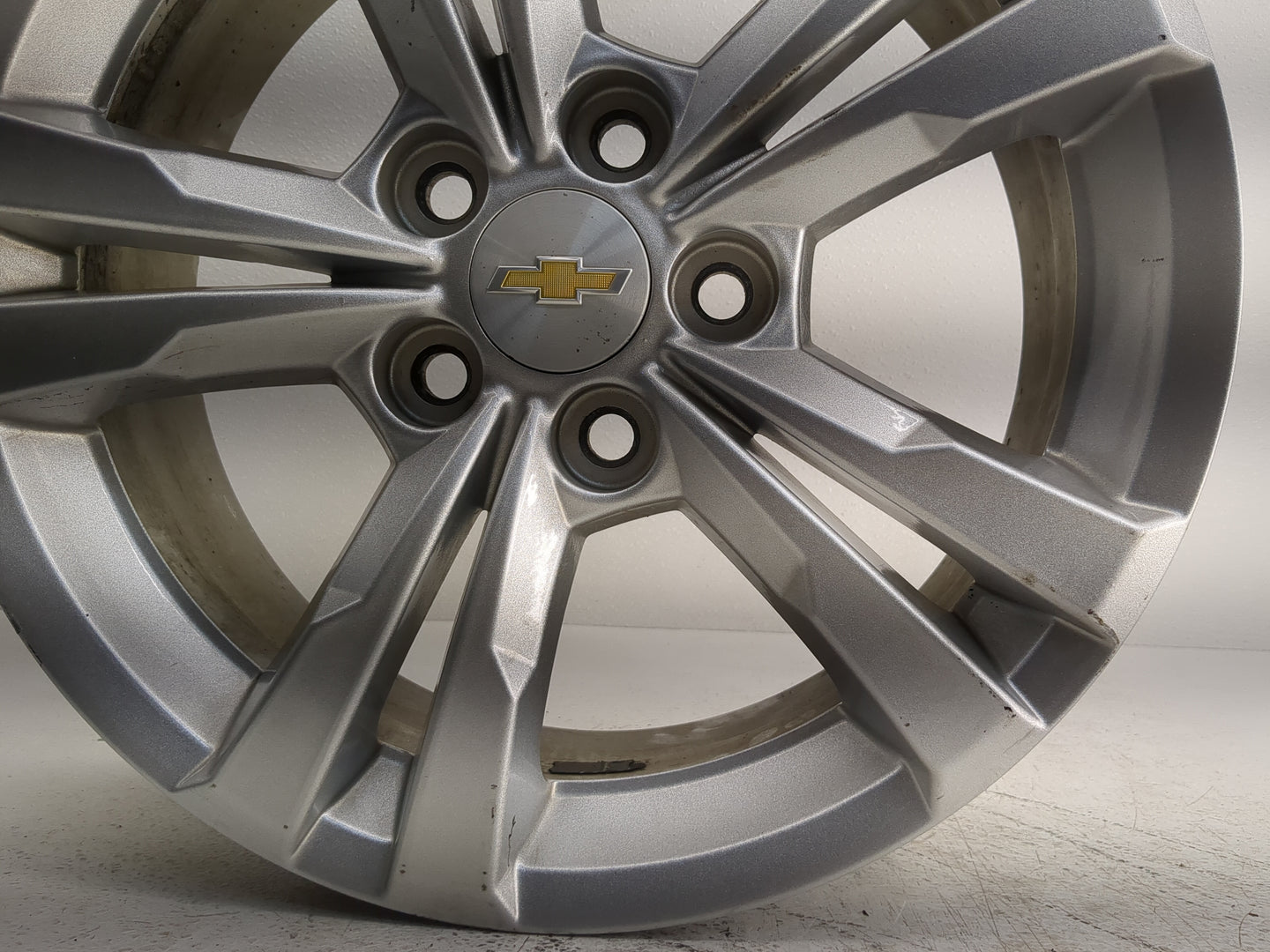 2010-2017 Chevrolet Equinox Oem Wheel Rim 1220920 - Oemusedautoparts1.com