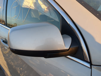 compare product 2011-2014 Chevrolet Equinox Side Mirror Replacement Passenger Right View Door Mirror Fits Fits 2011 2012 2013 2014 OEM Used Auto Parts
