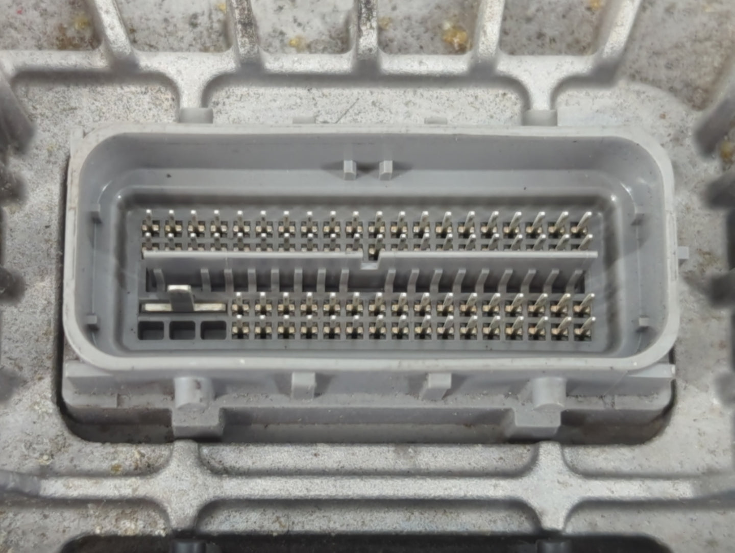 2013-2016 Chevrolet Equinox PCM Engine Control Computer ECU ECM PCU OEM P/N:12657781 Fits Fits 2013 2014 2015 2016 OEM Used 