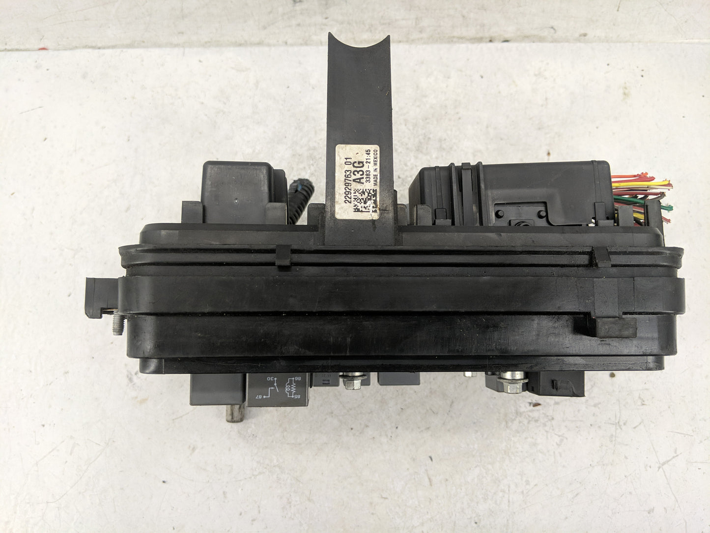 2013-2016 Chevrolet Equinox Fusebox Fuse Box Panel Relay Module Fits Fits 2013 2014 2015 2016 OEM Used Auto Parts - Oemuseda