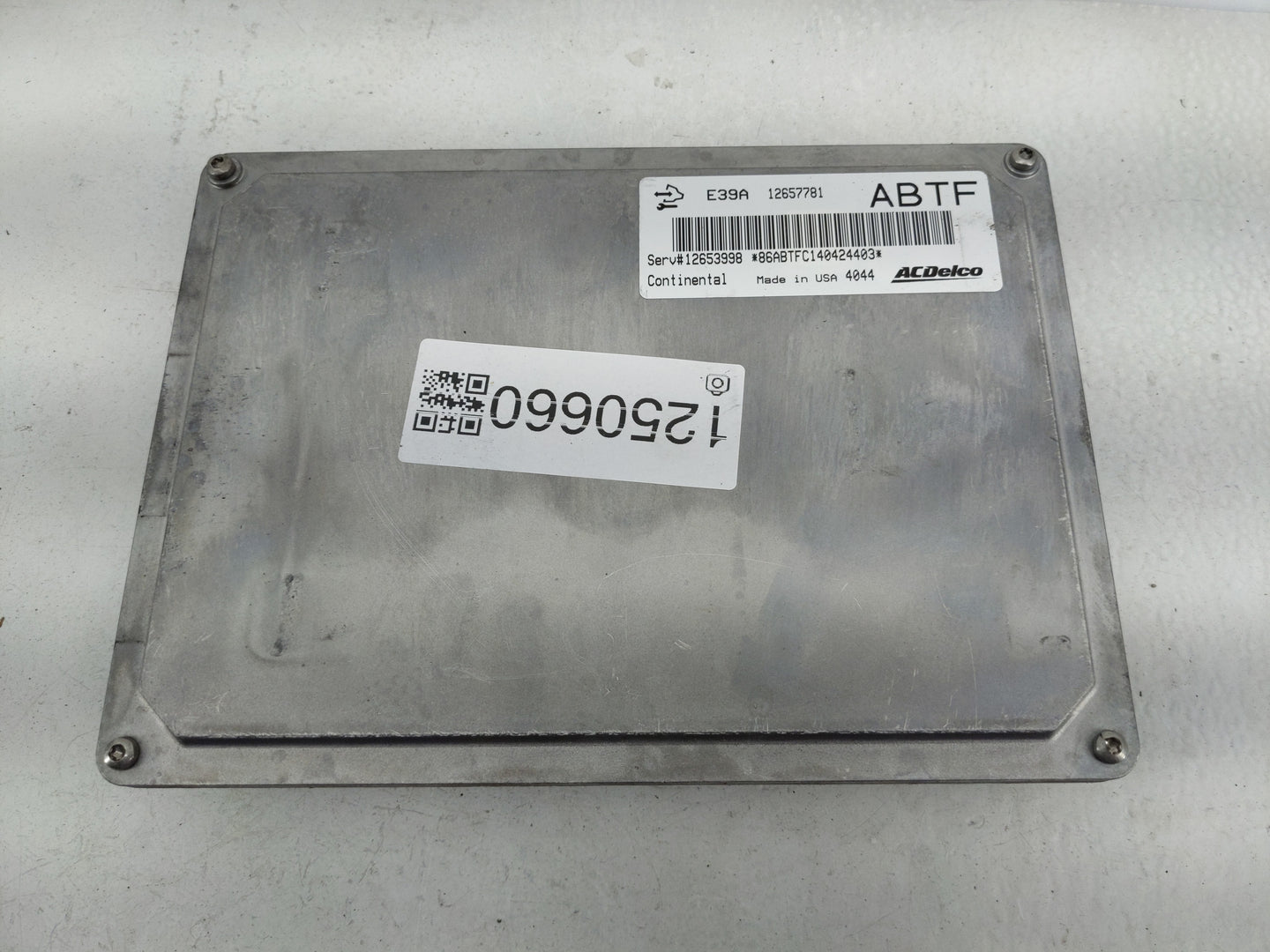 2013-2016 Chevrolet Equinox PCM Engine Control Computer ECU ECM PCU OEM P/N:12657781 Fits Fits 2013 2014 2015 2016 OEM Used 