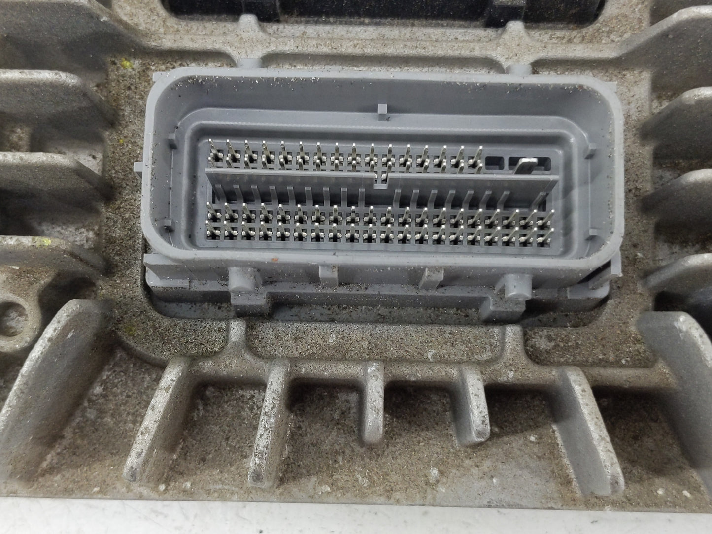 2013-2016 Chevrolet Equinox PCM Engine Control Computer ECU ECM PCU OEM P/N:12657781 Fits Fits 2013 2014 2015 2016 OEM Used 