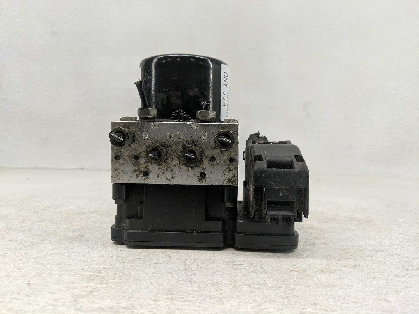2012-2017 Chevrolet Equinox ABS Pump Control Module Replacement P/N:22892106 22890298 Fits Fits 2012 2013 2014 2015 2016 201