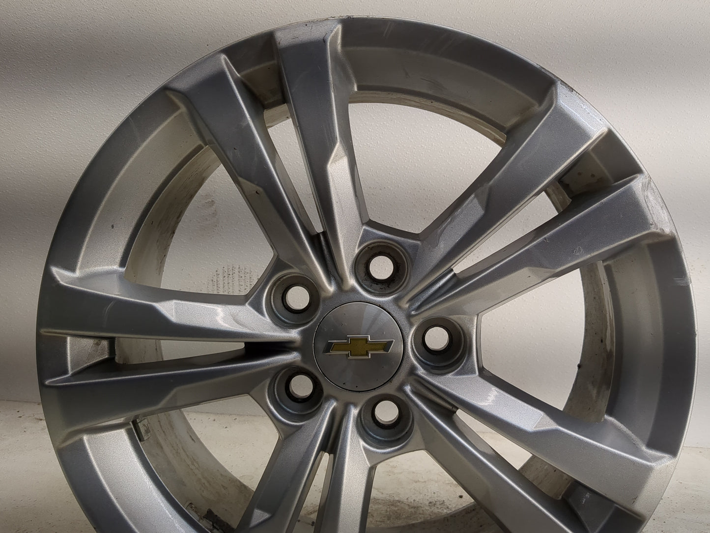 2010-2017 Chevrolet Equinox Oem Wheel Rim 1253285 - Oemusedautoparts1.com