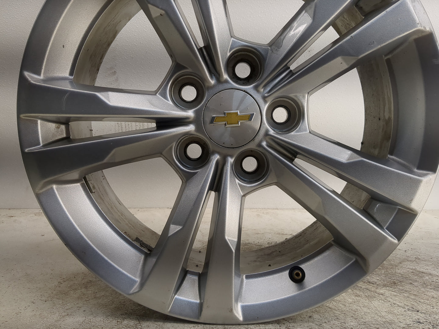2010-2017 Chevrolet Equinox Oem Wheel Rim - Oemusedautoparts1.com