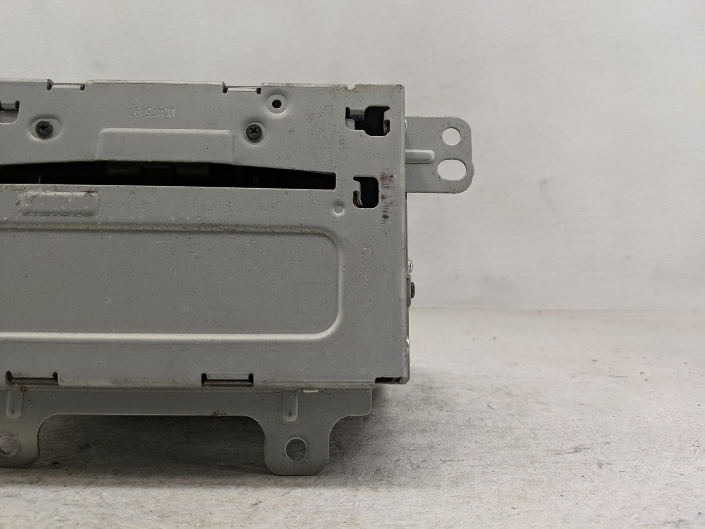 2014-2015 Chevrolet Equinox Radio AM FM Cd Player Receiver Replacement P/N:22976137 Fits Fits 2014 2015 2016 2017 OEM Used A
