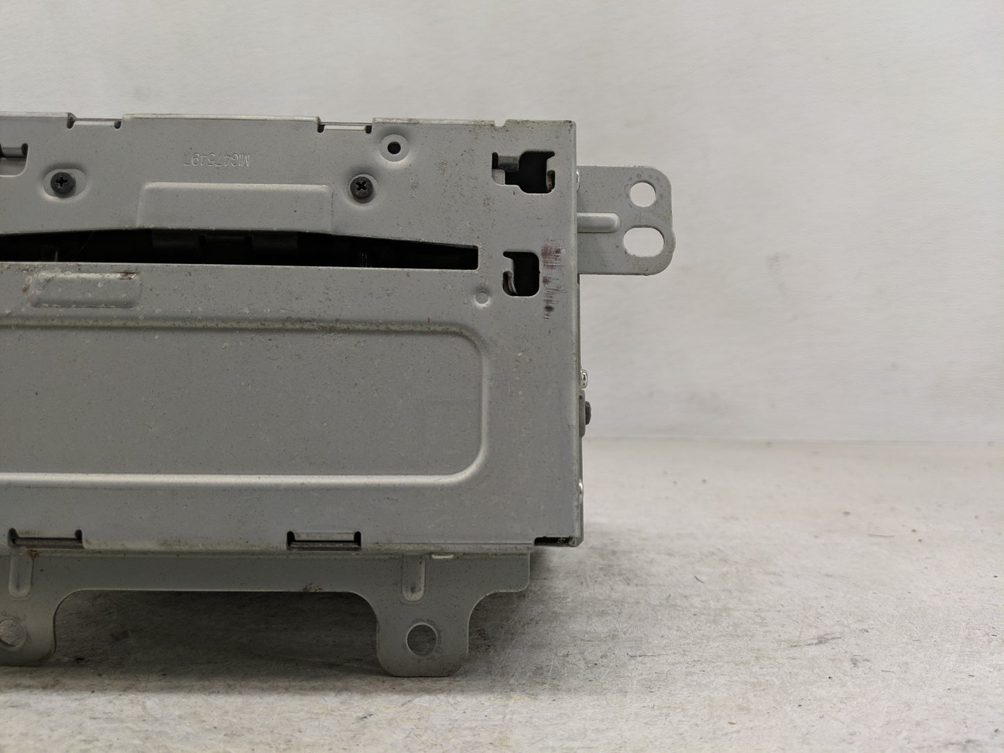 2014-2015 Chevrolet Equinox Radio AM FM Cd Player Receiver Replacement P/N:22976137 Fits Fits 2014 2015 2016 2017 OEM Used A