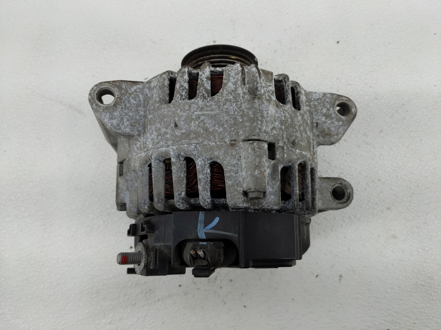 2010-2017 Chevrolet Equinox Alternator Replacement Generator Charging Assembly Engine OEM P/N:2620360 13588328 Fits OEM Used