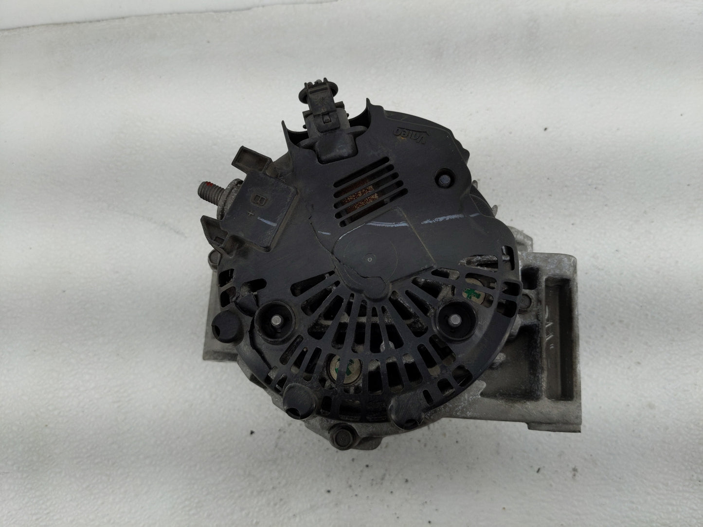2010-2017 Chevrolet Equinox Alternator Replacement Generator Charging Assembly Engine OEM P/N:2620360 13588328 Fits OEM Used