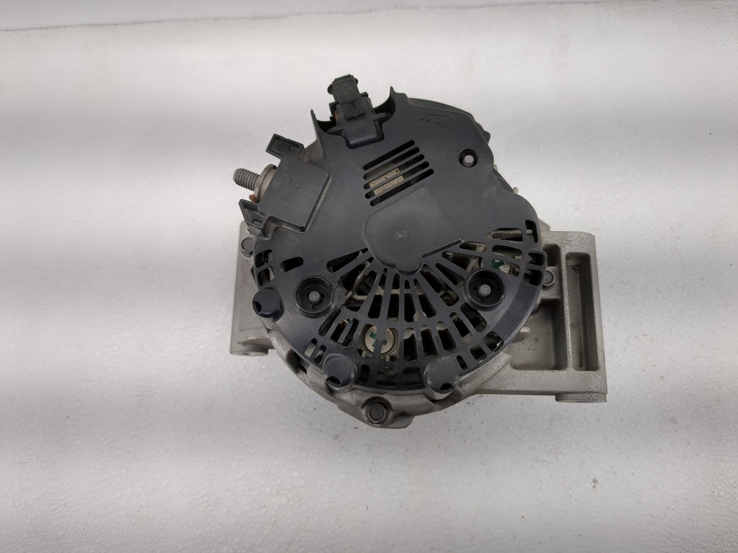 2010-2017 Chevrolet Equinox Alternator Replacement Generator Charging Assembly Engine OEM P/N:13588328 Fits OEM Used Auto Pa