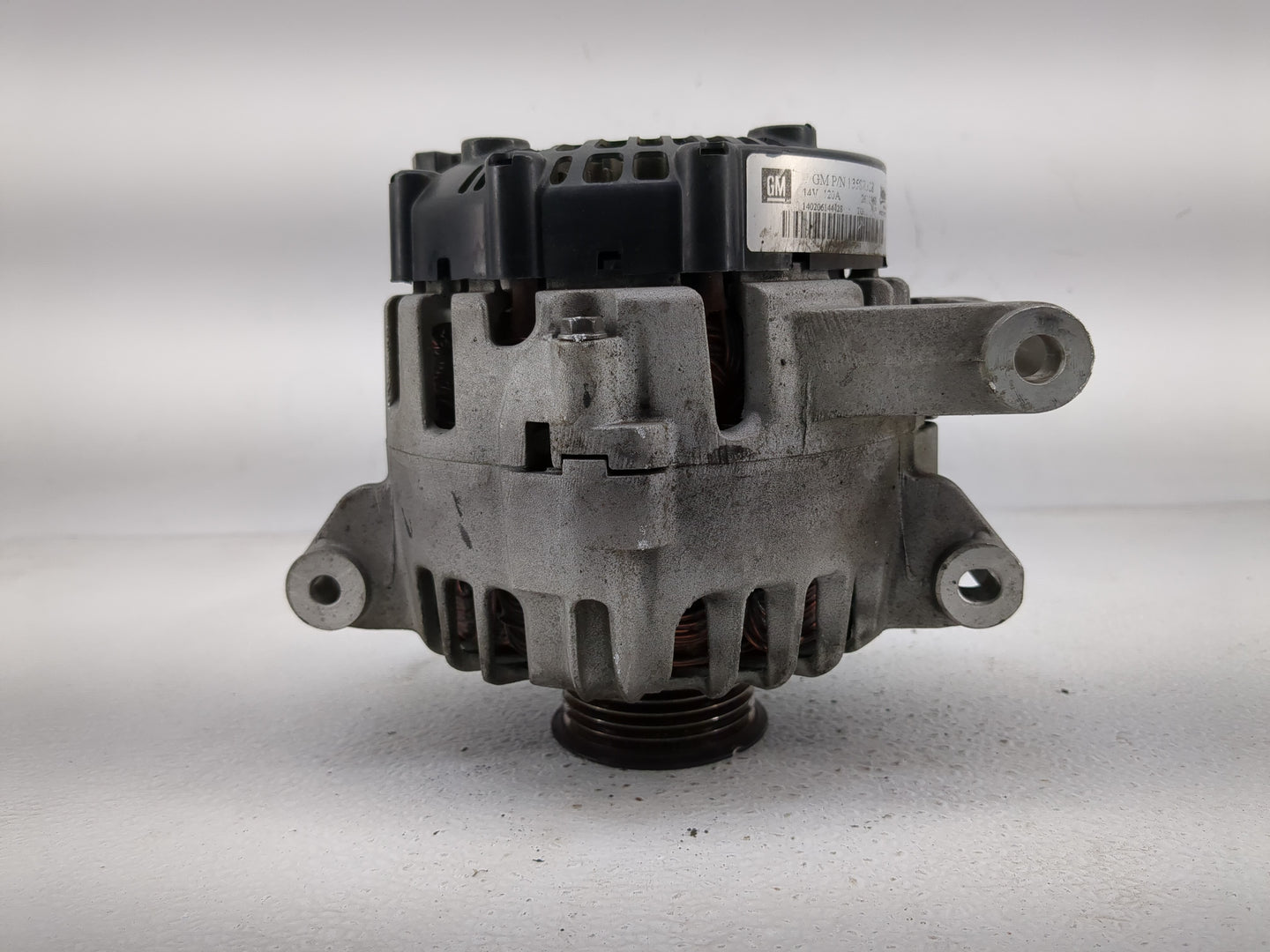 2010-2017 Chevrolet Equinox Alternator Replacement Generator Charging Assembly Engine OEM P/N:13588328 Fits OEM Used Auto Pa