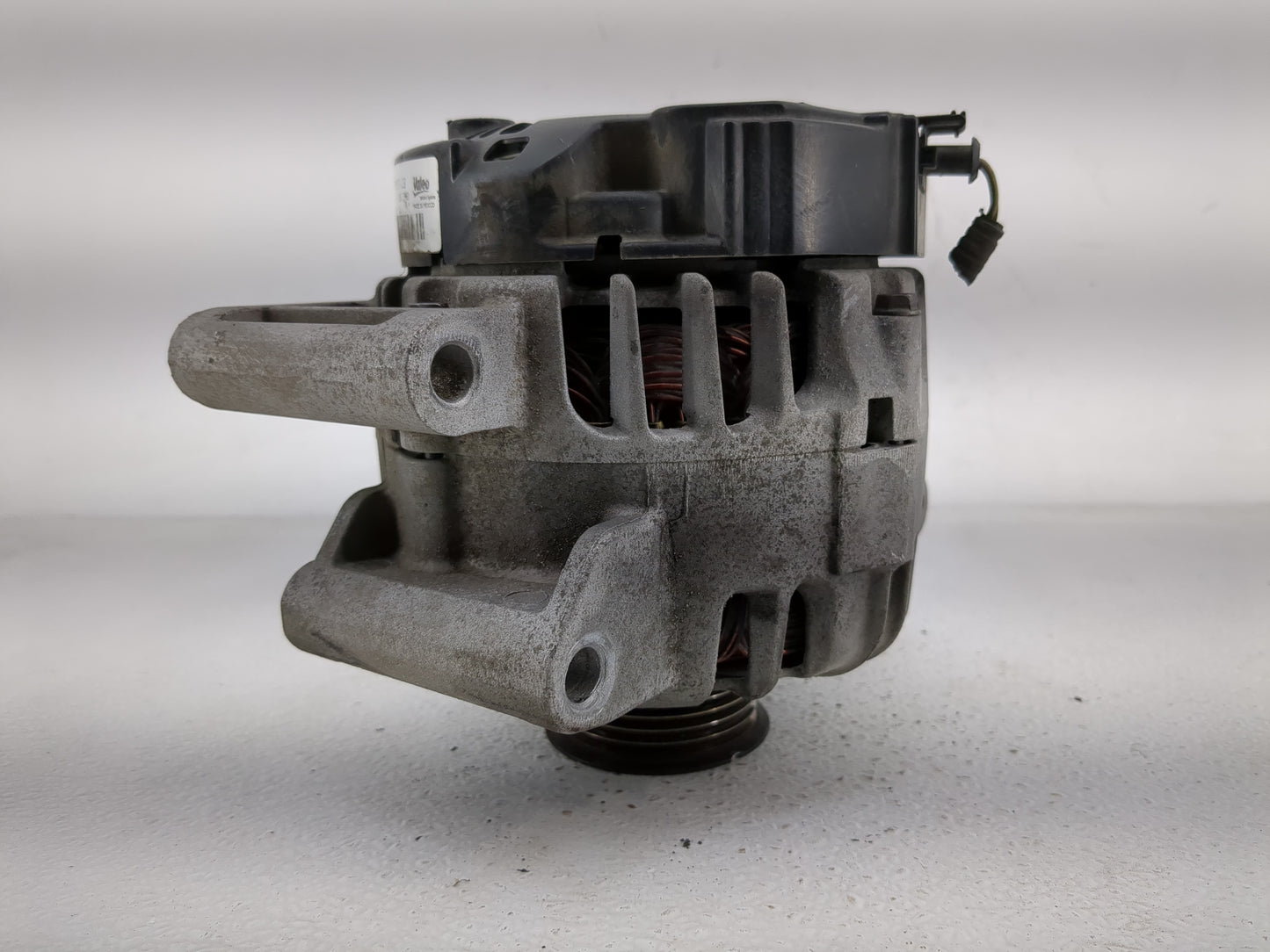 2010-2017 Chevrolet Equinox Alternator Replacement Generator Charging Assembly Engine OEM P/N:13588328 Fits OEM Used Auto Pa