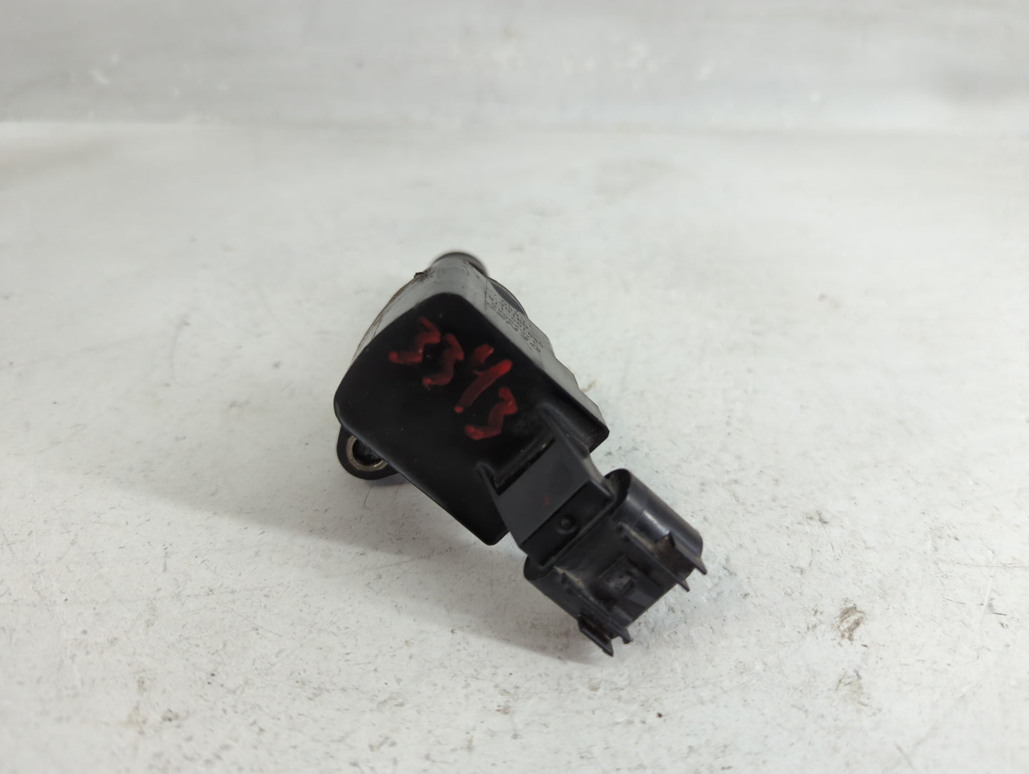 2010-2017 Chevrolet Equinox Ignition Coil Igniter Pack - Oemusedautoparts1.com
