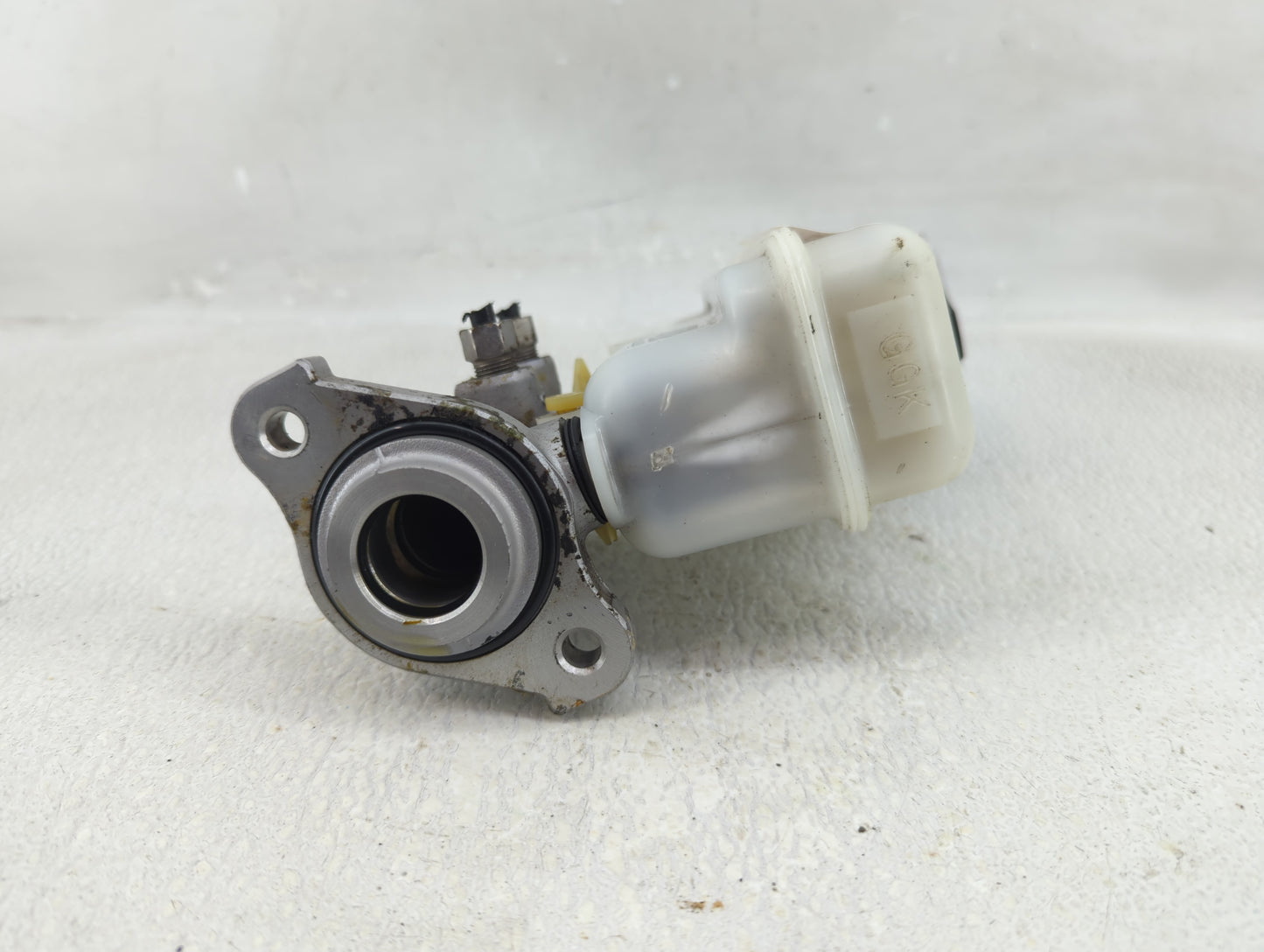 2011-2017 Chevrolet Equinox Brake Master Cylinder - Oemusedautoparts1.com