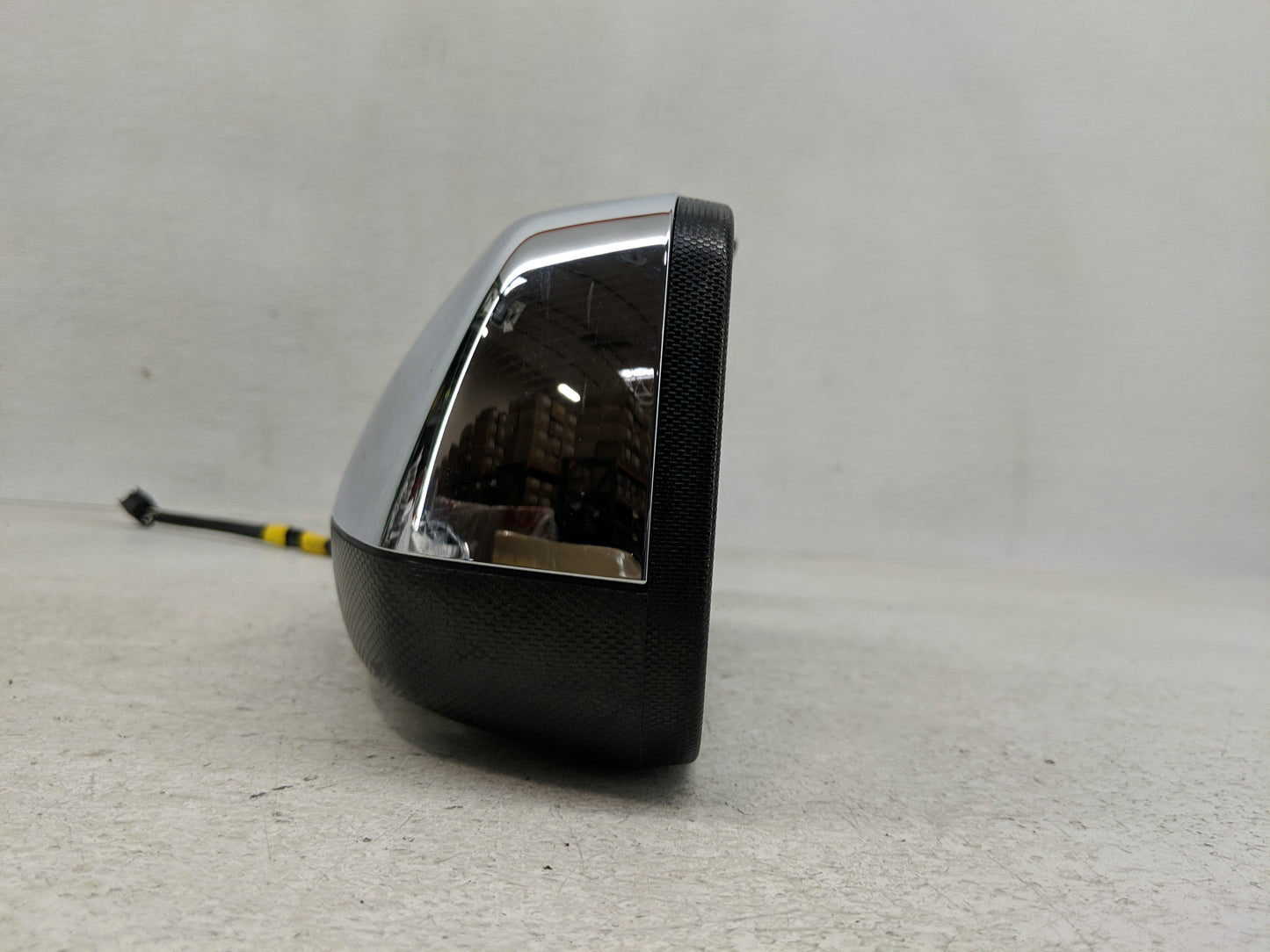 2014 Chevrolet Equinox Side Mirror Replacement Driver Left View Door Mirror Fits OEM Used Auto Parts - Oemusedautoparts1.com