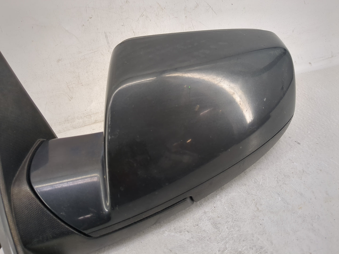 2011-2014 Chevrolet Equinox Driver Side View Mirror - Left Door Mirror OEM Used - Oemusedautoparts1.com