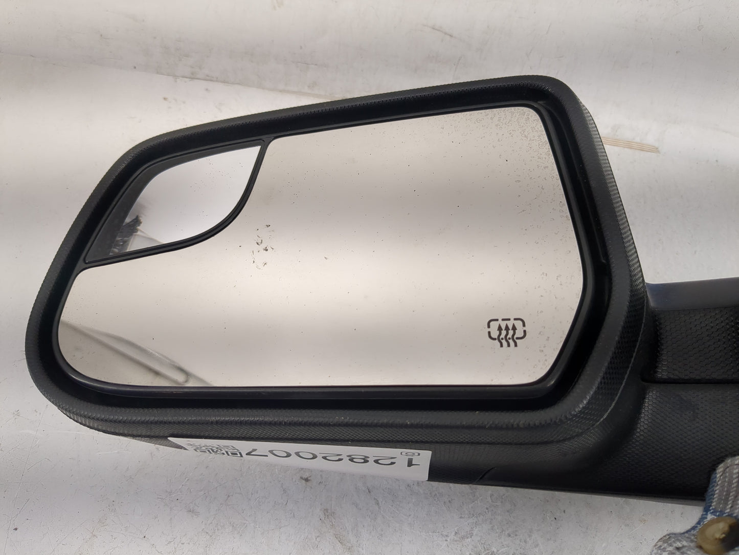 2011-2014 Chevrolet Equinox Driver Side View Mirror - Left Door Mirror OEM Used - Oemusedautoparts1.com