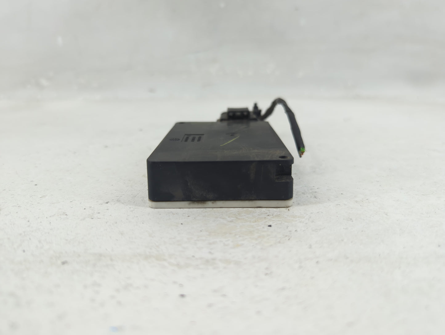 2010-2017 Chevrolet Equinox Chassis Control Module Ccm Bcm Body Control - Oemusedautoparts1.com
