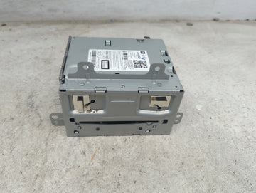 2014 Chevrolet Equinox Radio AM FM Cd Player Receiver Replacement P/N:23206821 OEM Used Auto Parts - Oemusedautoparts1.com