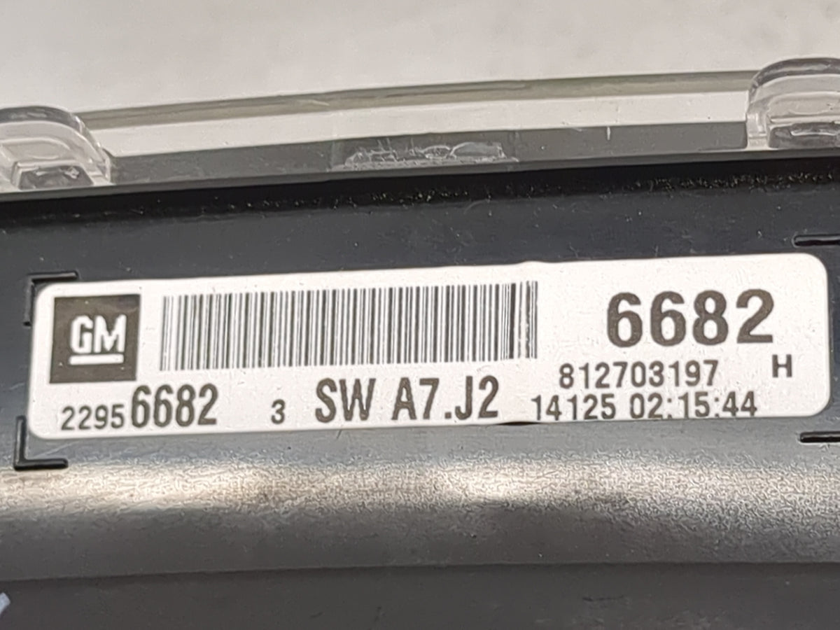 2013-2016 Chevrolet Equinox Instrument Cluster Speedometer Gauges P/N:22956682 Miles:107K Fits Fits 2013 2014 2015 2016 OEM 